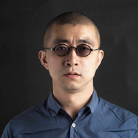 张勇  